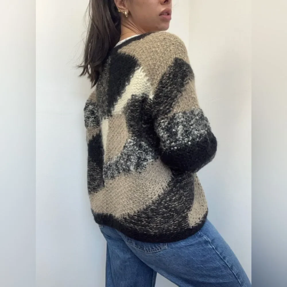 Vintage Black & Cream Wool Chunky Knit Cardigan Round Neck Large Buttons Size M